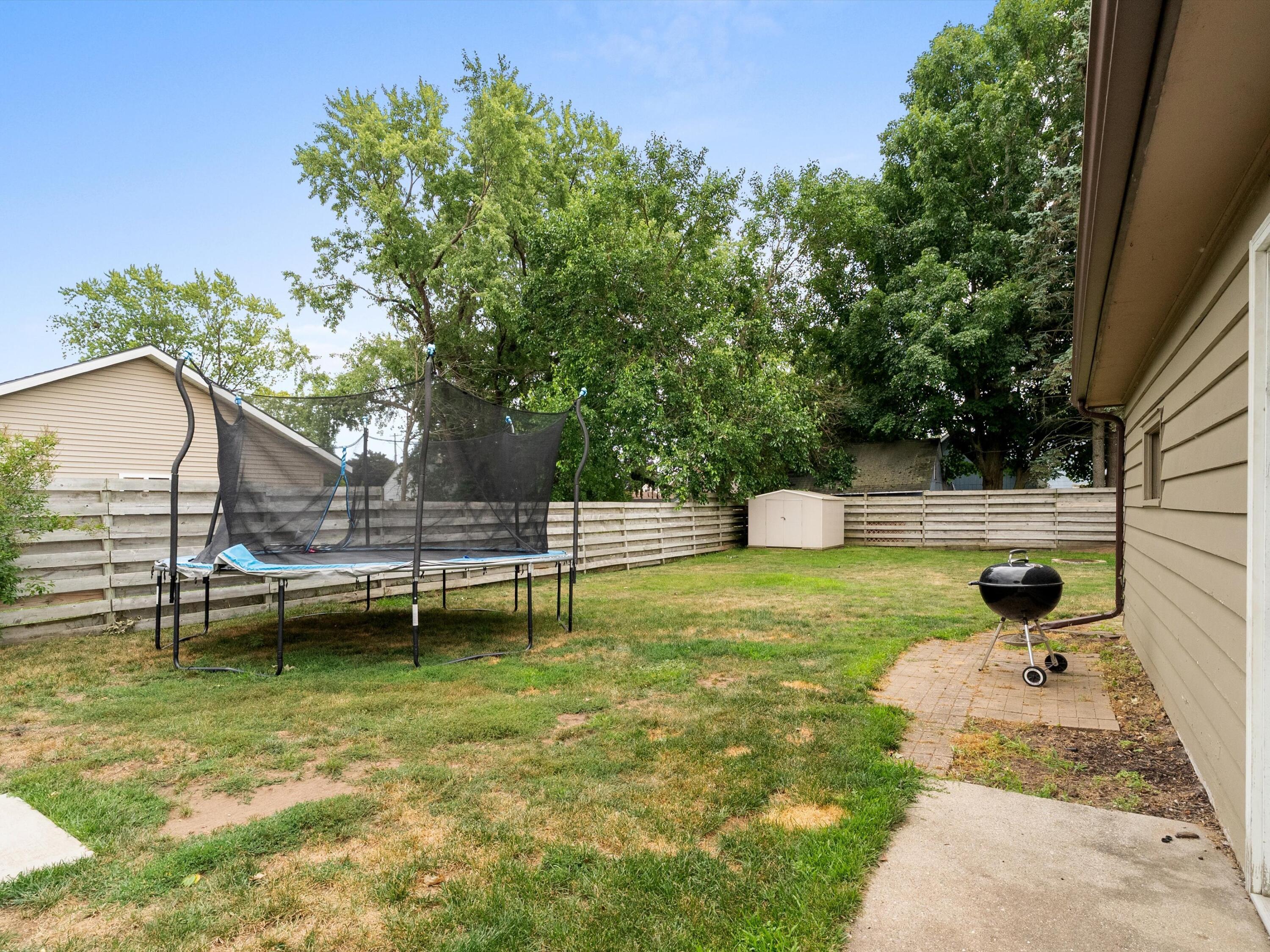 2117 32nd Street Two Rivers, WI 54241 - Photo 4 of 31 04-DSC00354