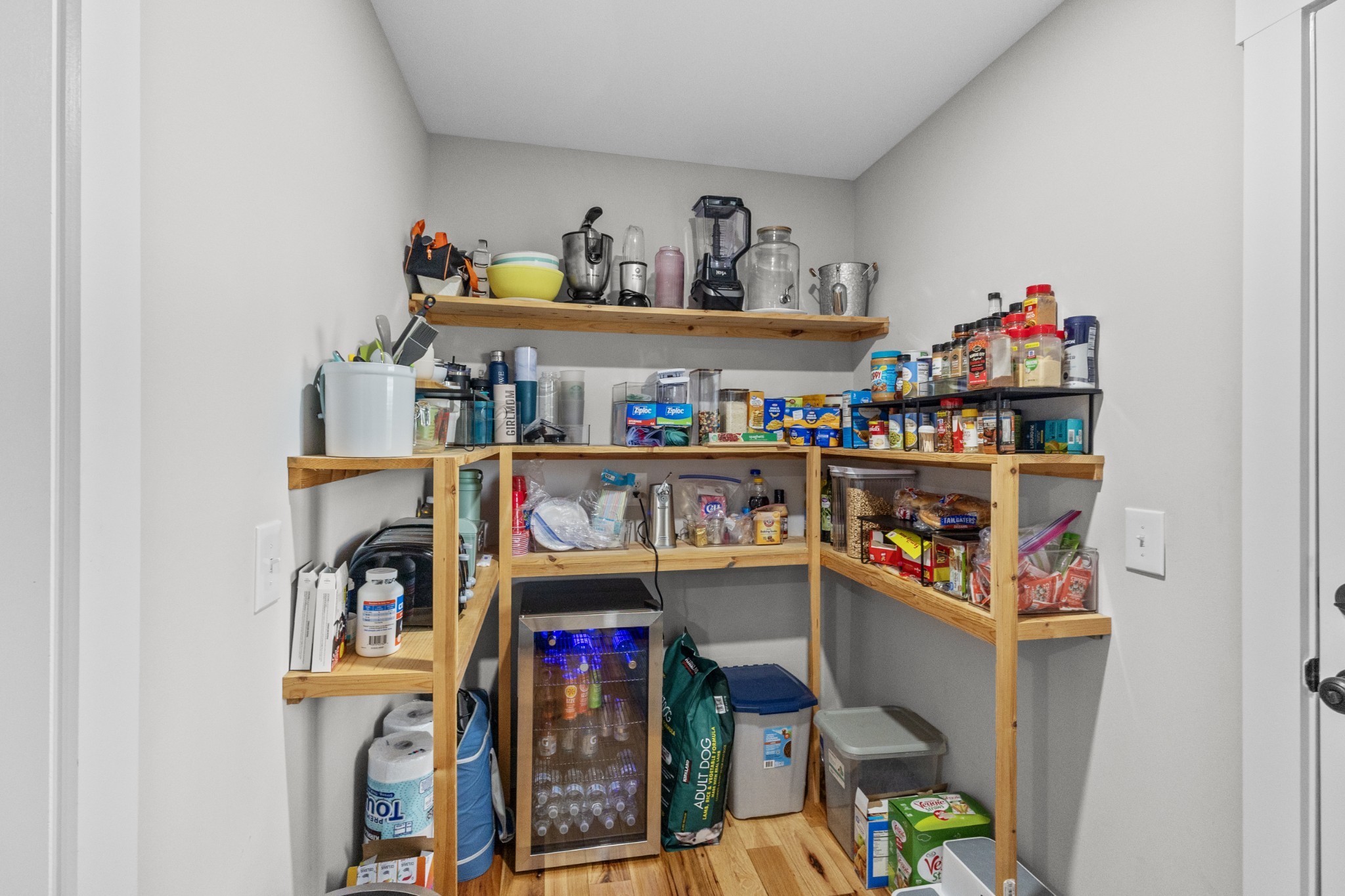 607 Old Columbia Road Unionville, TN 37180 - Photo 22 of 46 a room with storage and utility