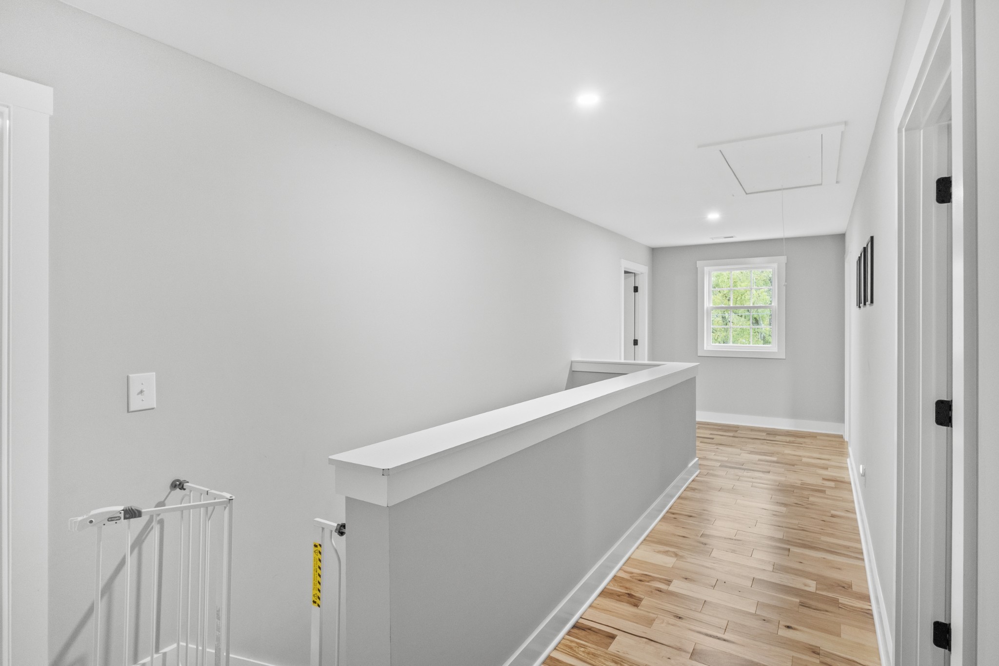 607 Old Columbia Road Unionville, TN 37180 - Photo 30 of 46 a view of an empty room and window