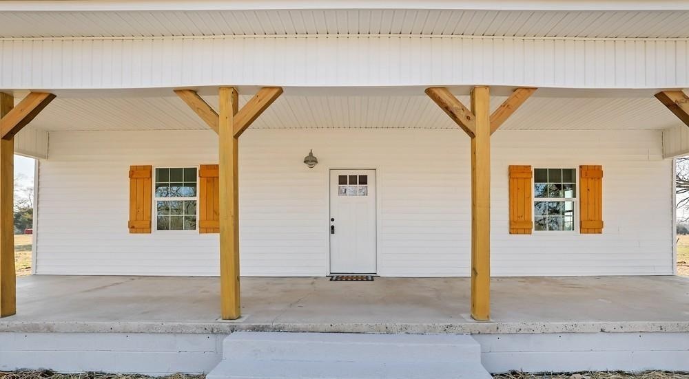 607 Old Columbia Road Unionville, TN 37180 - Photo 7 of 46 a view of front door of house