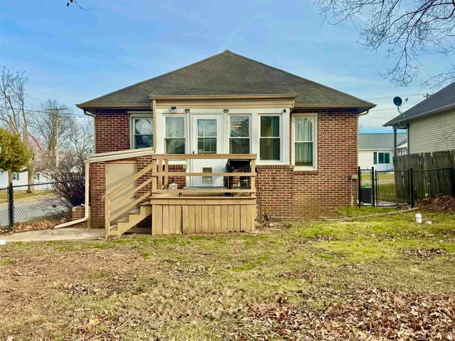 a house view with a outdoor space