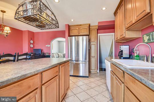 1632 Loch Ness Road Baltimore, MD 21286 - Photo 11 of 41 Room to cook and BAKE!
