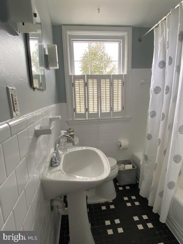 1632 Loch Ness Road Baltimore, MD 21286 - Photo 22 of 41