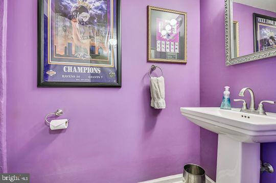 1632 Loch Ness Road Baltimore, MD 21286 - Photo 30 of 41 Lower Level Bathroom.