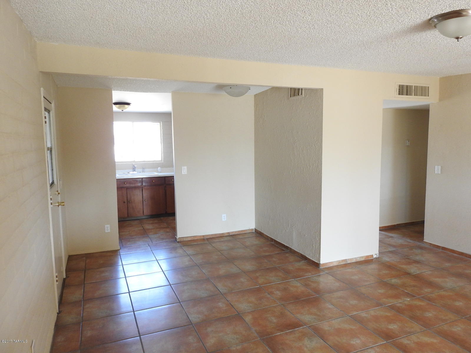 3020 South Kolb Road Tucson, AZ 85730 - Photo 13 of 16 Gallery Image 13