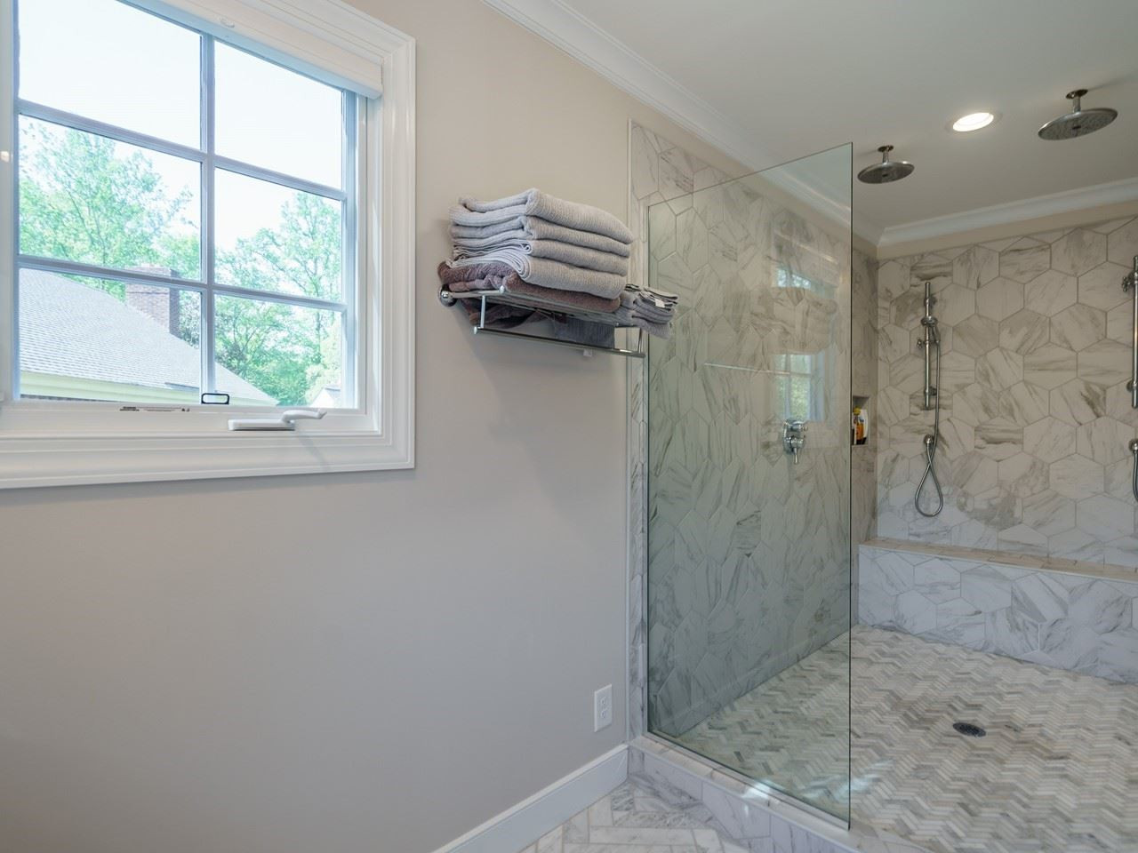 2347 Hales Road Raleigh, NC 27608 - Photo 17 of 29 Photo 17
