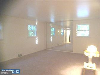 9230 Darlington Road Philadelphia, PA 19115 - Photo 8 of 12 Bedroom - Main