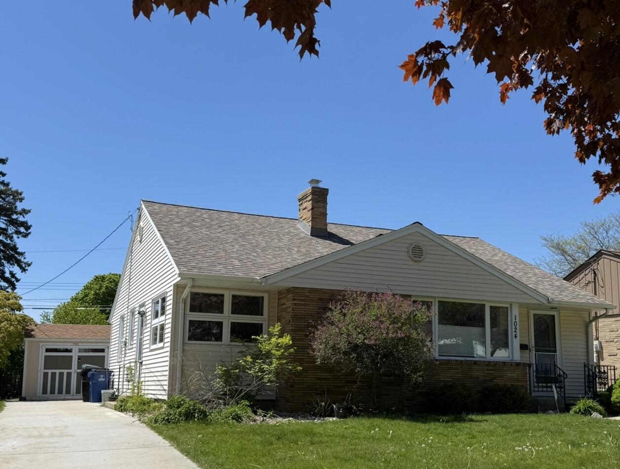 1024 Illinois Street Racine, WI 53405 - Photo 1 of 1 IMG_2650