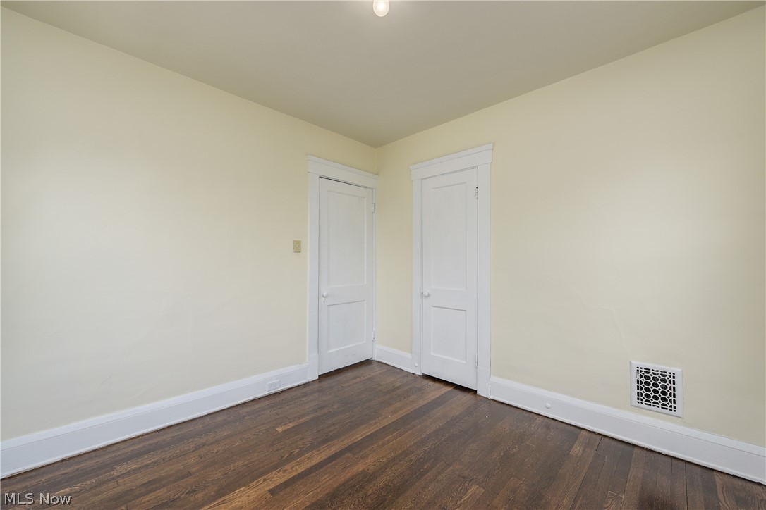 1671 Lee Road Cleveland Heights, OH 44118 - Photo 15 of 49