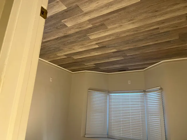 $1,750 | 169 Gateway Drive, Waterford, MI 48328