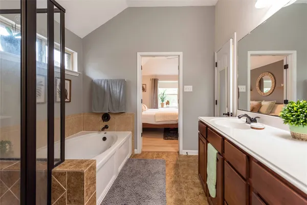 $4,000 | 5701 Gunnison Turn Road, Austin, TX 78738