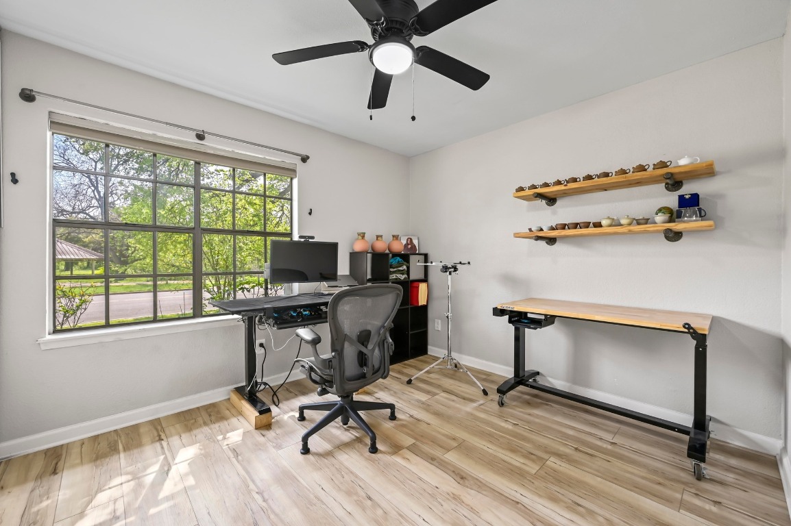 1005 Nile Street Austin, TX 78702 - Photo 19 of 34