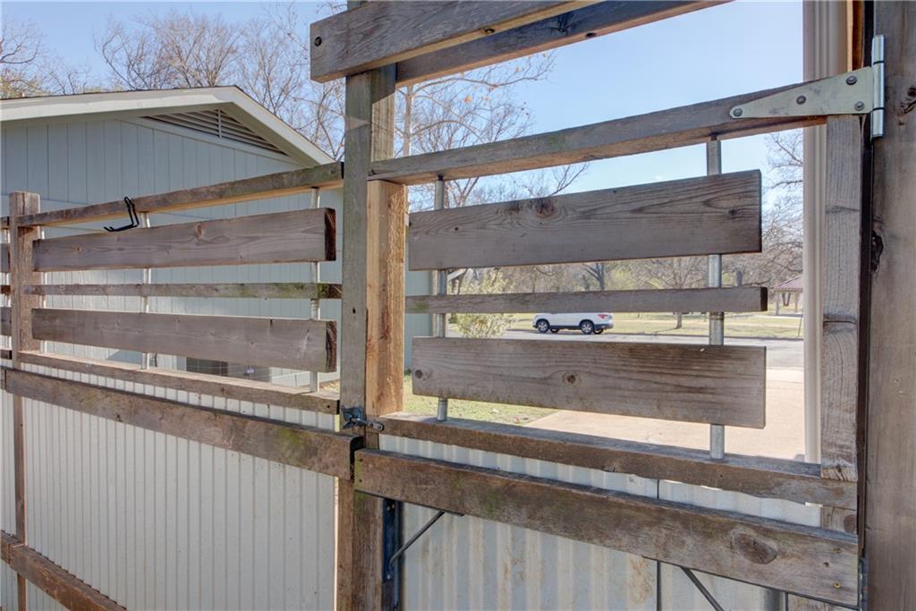 1005 Nile Street Austin, TX 78702 - Photo 32 of 34