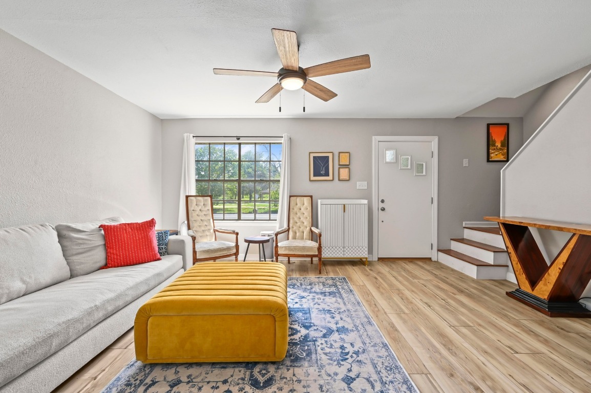 1005 Nile Street Austin, TX 78702 - Photo 7 of 34