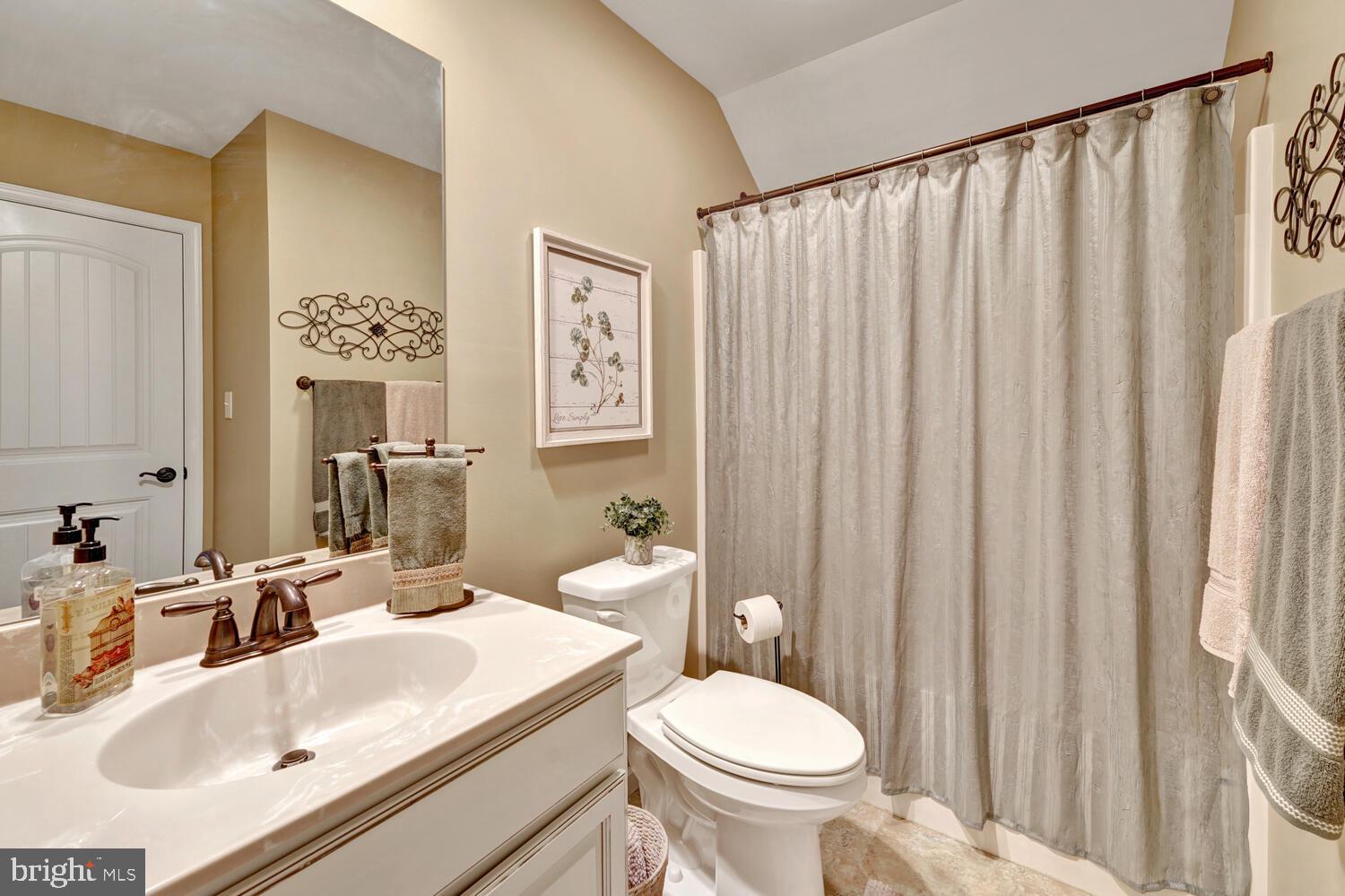 408 Laurel Ridge Path Cochranville, PA 19330 - Photo 26 of 38 2nd Full Bathroom, Main Level