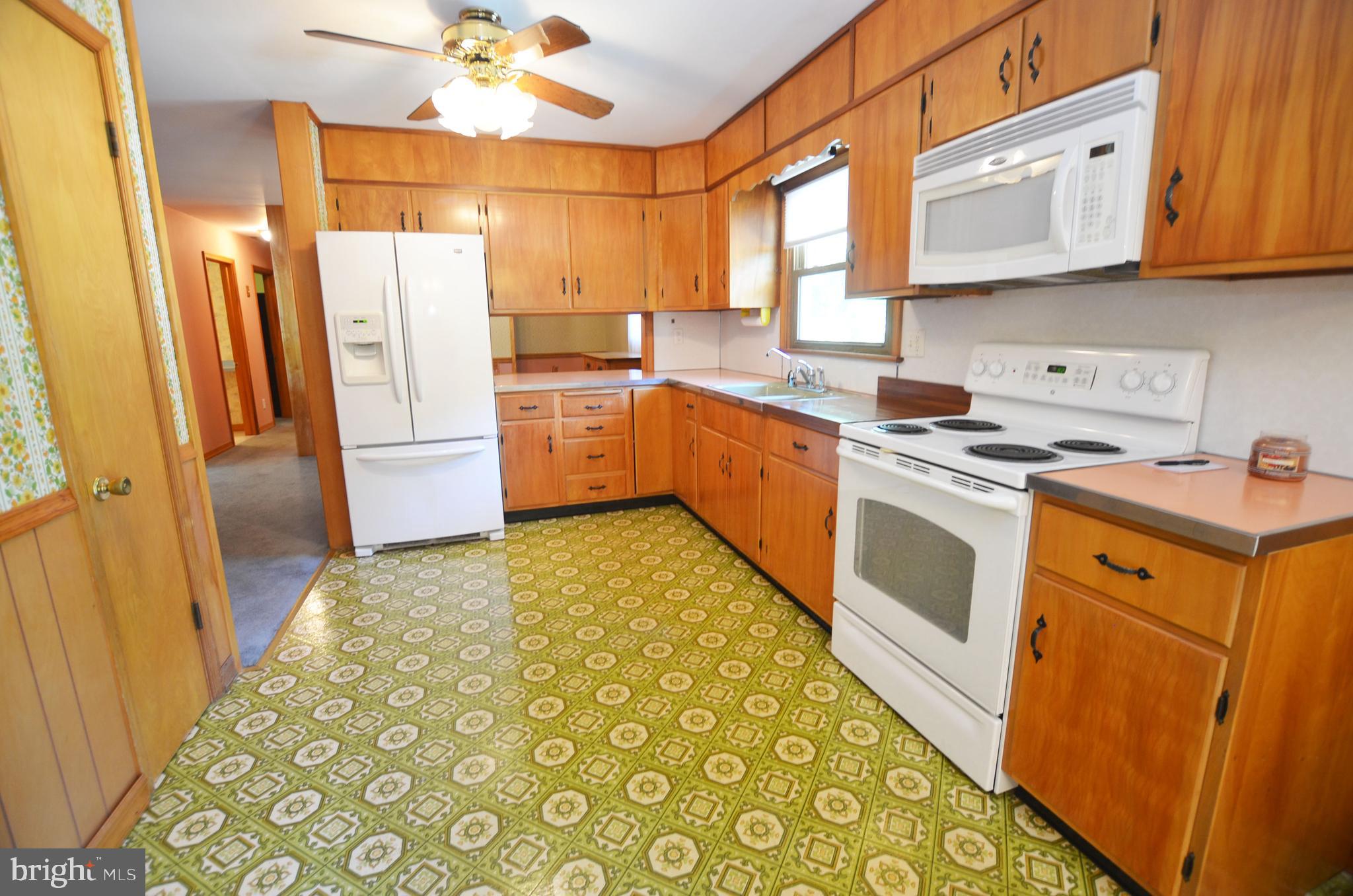 333 Old Porter Road Bear, DE 19701 - Photo 13 of 36 Kitchen