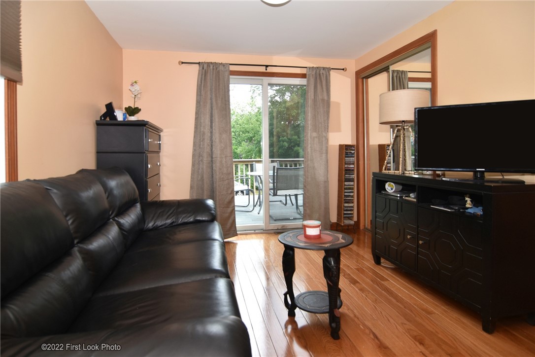 26 Mohawk Trail Narragansett, RI 02882 - Photo 19 of 40
