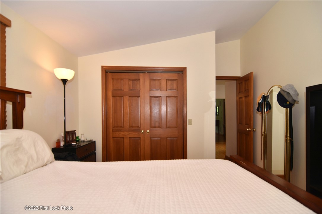 26 Mohawk Trail Narragansett, RI 02882 - Photo 23 of 40