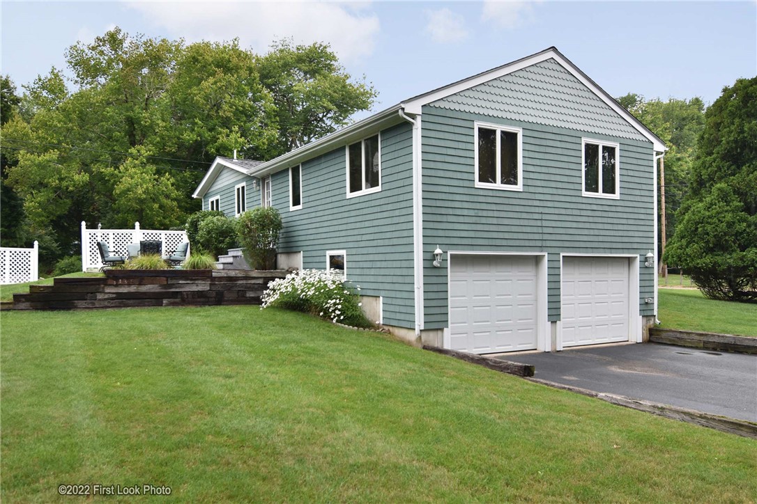 26 Mohawk Trail Narragansett, RI 02882 - Photo 34 of 40
