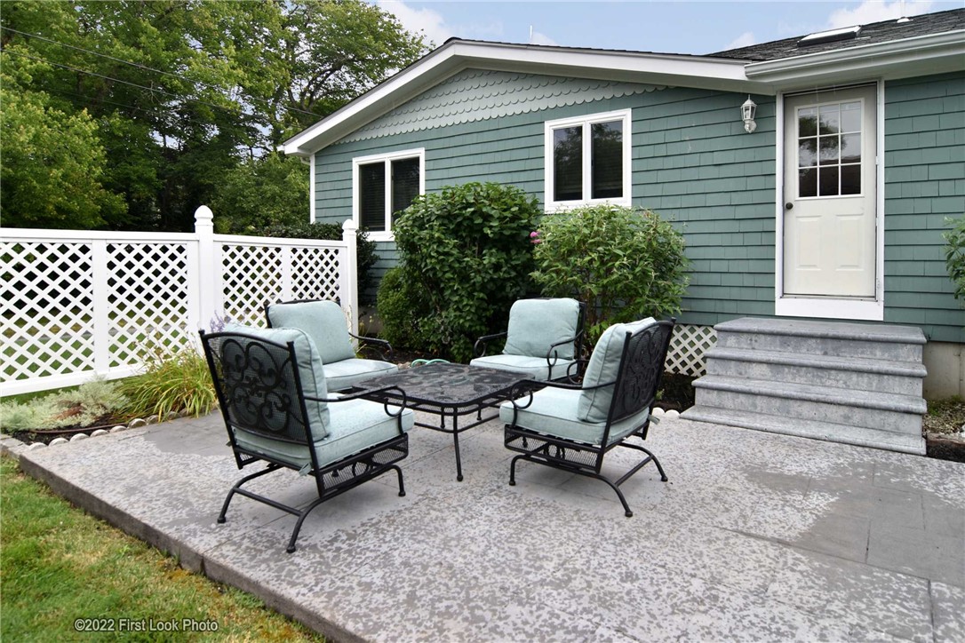 26 Mohawk Trail Narragansett, RI 02882 - Photo 35 of 40