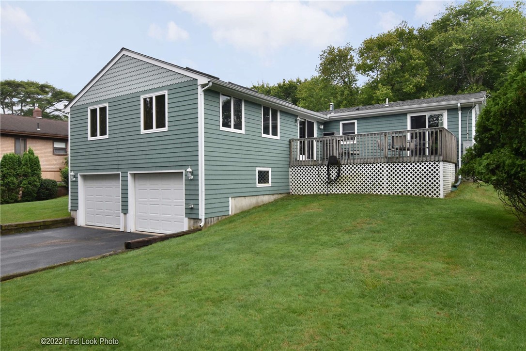 26 Mohawk Trail Narragansett, RI 02882 - Photo 38 of 40