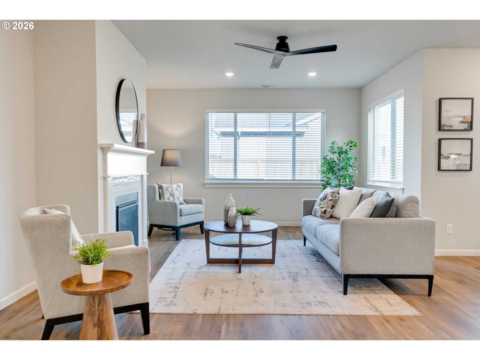 116 Northeast 19th Avenue Canby, OR 97013 - Photo 16 of 44 Living Room