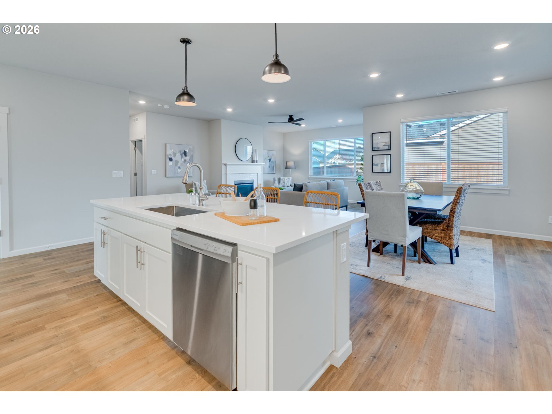 116 Northeast 19th Avenue Canby, OR 97013 - Photo 6 of 44 Kitchen