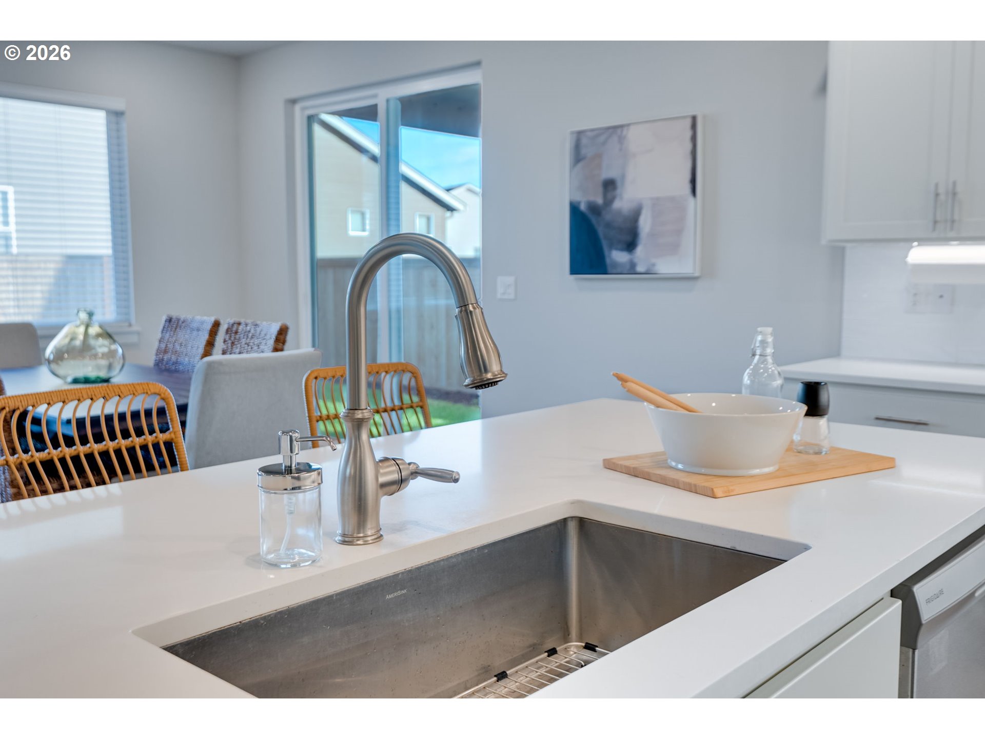 116 Northeast 19th Avenue Canby, OR 97013 - Photo 7 of 44