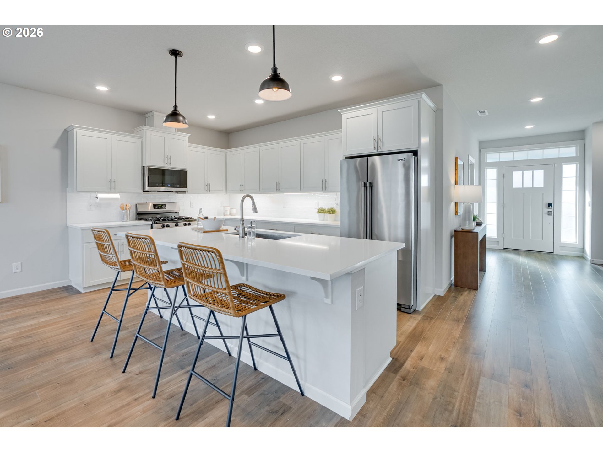 116 Northeast 19th Avenue Canby, OR 97013 - Photo 9 of 44