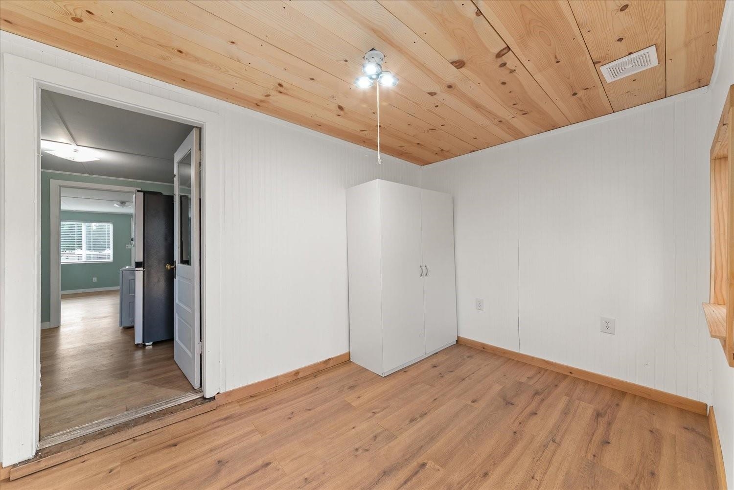 40569 Westline Road Loon Lake, WA 99148 - Photo 16 of 40 Gallery Image 16