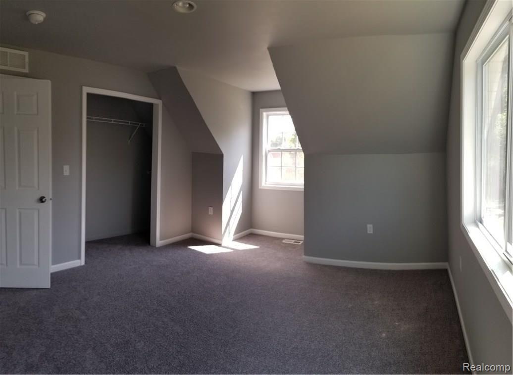 43409 Willow Road Belleville, MI 48111 - Photo 16 of 38 20180813_111959.jpg