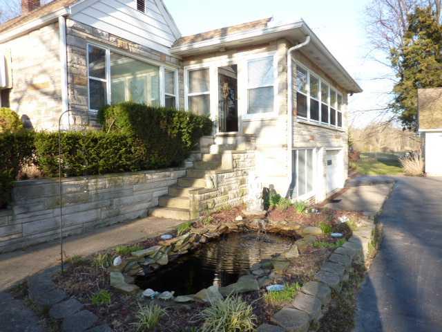 2665 Davis Road Indianapolis, IN 46239 - Photo 2 of 15 Gallery Image 2