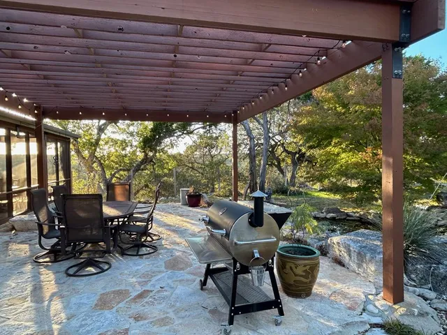 $1,453,000 | 306 Charles Road, Kerrville, TX 78028