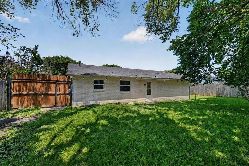 6929 Declaration Street Watauga, TX 76148 - Photo 21 of 23