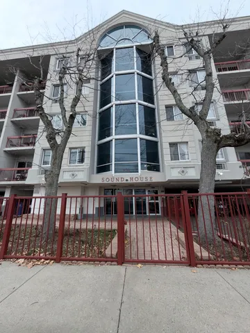 $200,000 | 850 Atlantic Street, Unit 208, Bridgeport, CT 06604