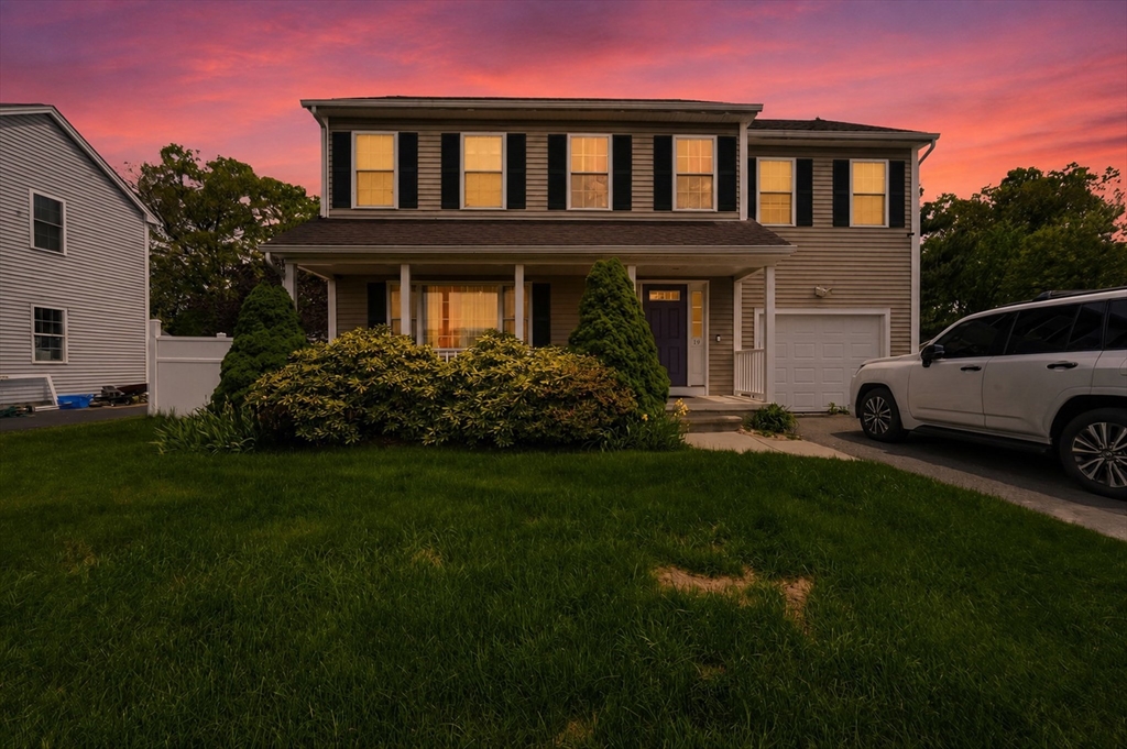 19 Annies Way Springfield, MA 01119 - Photo 2 of 40 a house view with a garden space
