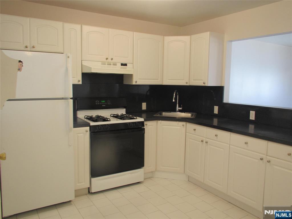 360 Ridge Road, Unit 1 Lyndhurst, NJ 07071 - Photo 7 of 17