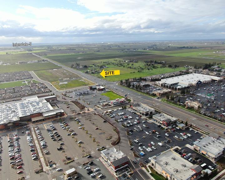 209 E Highway Lodi, CA 95242 - Photo 4 of 4