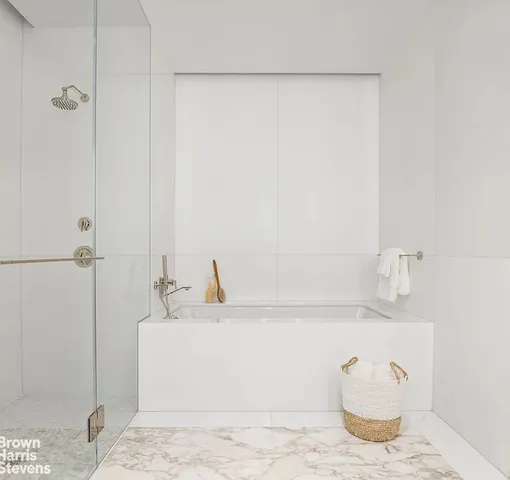 $3,600,000 | 1289 Lexington Avenue, Unit 12C | Upper East Side