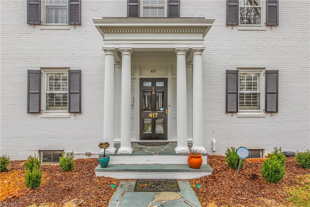 417 Hillcrest Drive High Point, NC 27262 - Photo 2 of 50