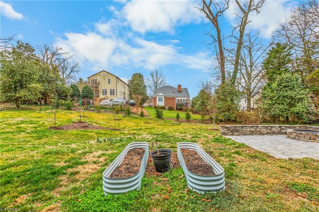 417 Hillcrest Drive High Point, NC 27262 - Photo 45 of 50