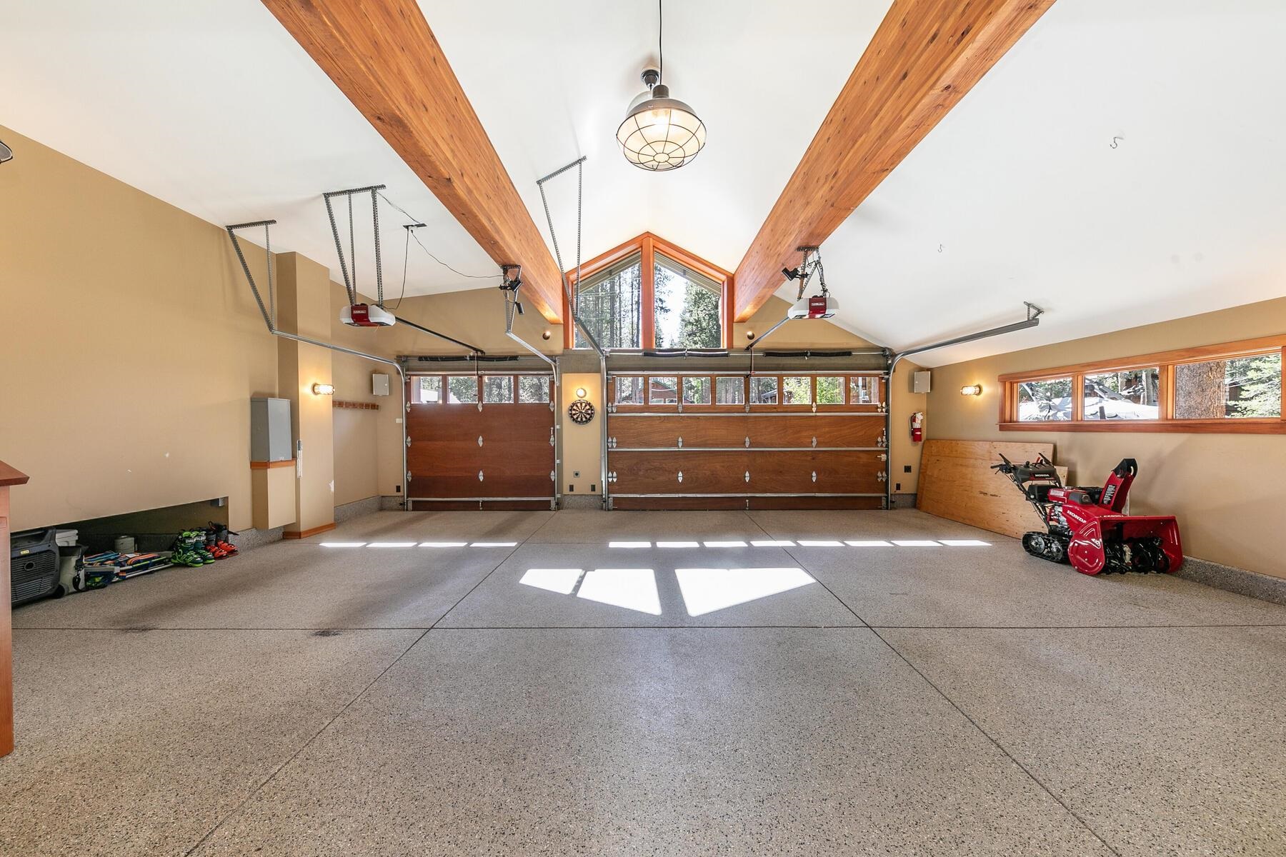 12167 Oslo Drive Truckee, CA 96161 - Photo 22 of 25 a view of an outdoor space