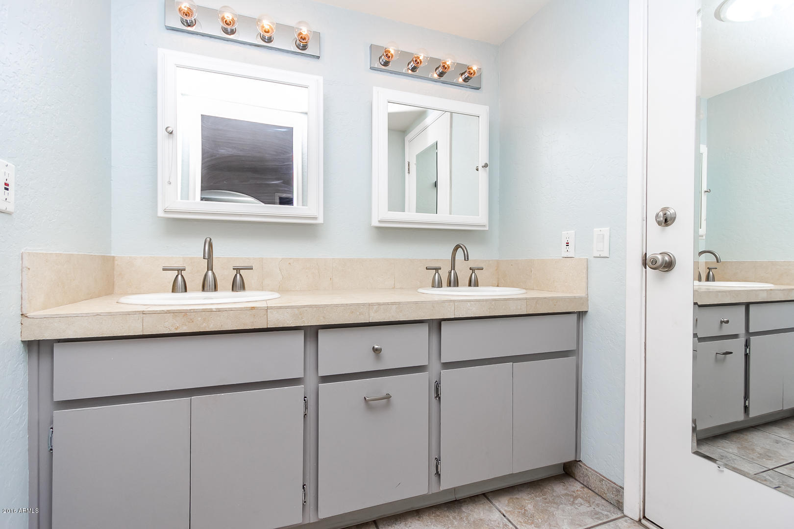 3501 East Cochise Road Phoenix, AZ 85028 - Photo 14 of 27 3501 E Cochise AZ-17