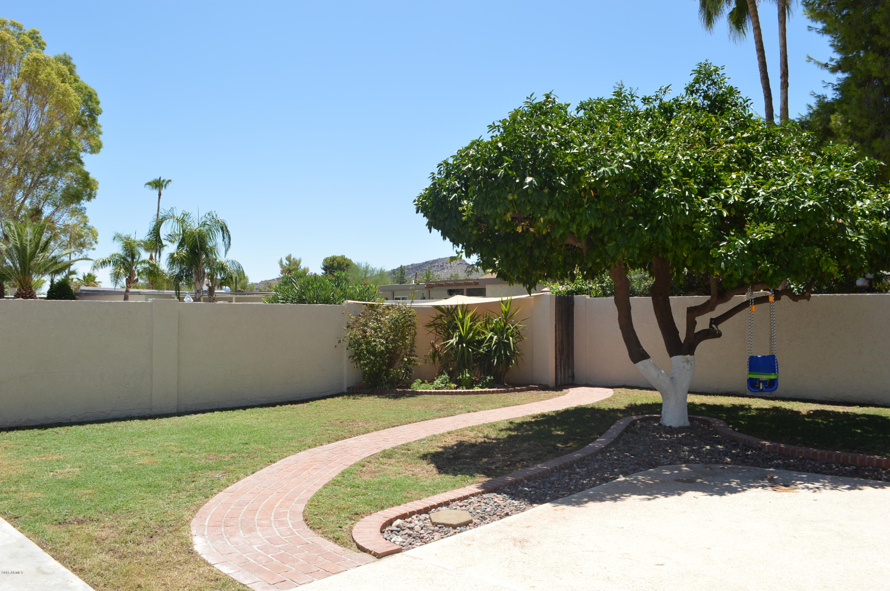 3501 East Cochise Road Phoenix, AZ 85028 - Photo 22 of 27 035