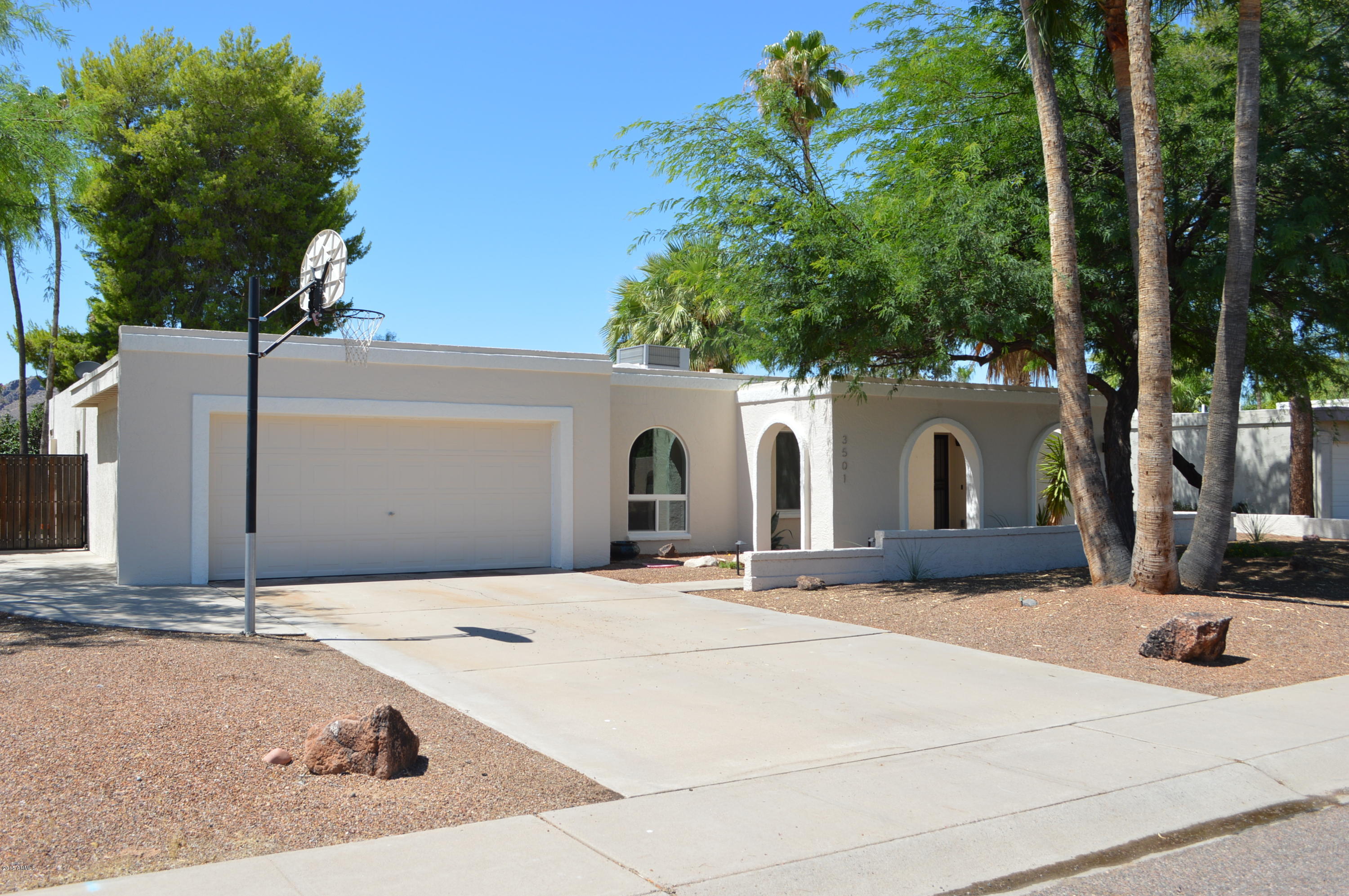 3501 East Cochise Road Phoenix, AZ 85028 - Photo 26 of 27 001