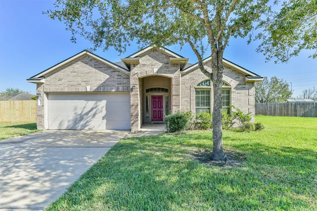 $2,400 | 7201 Valentine Lane, Pearland, TX 77584
