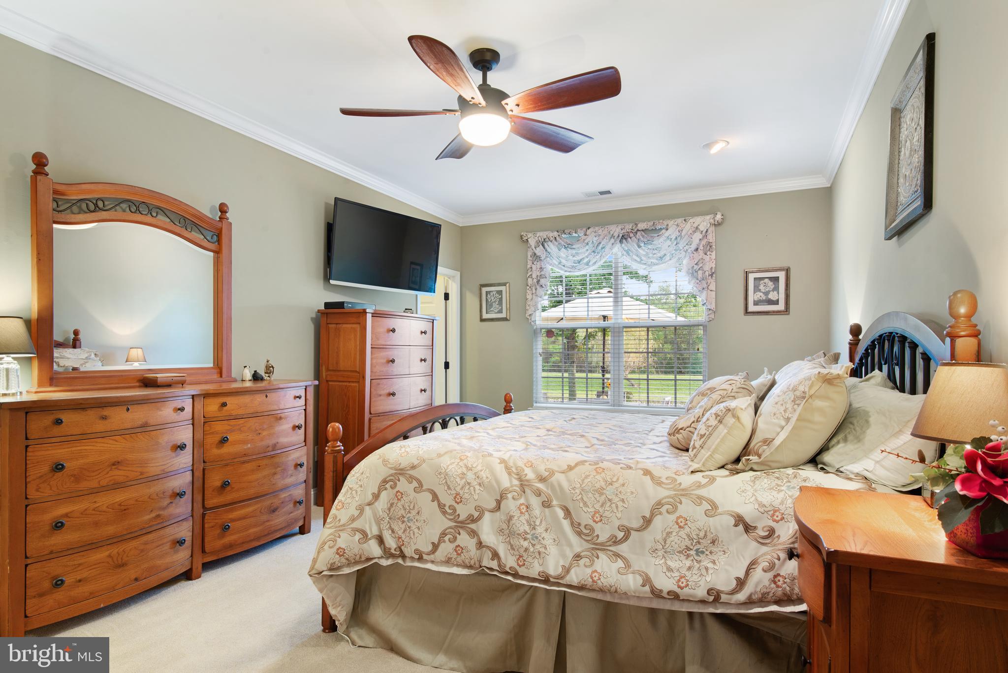 140 Somerfield Road Swedesboro, NJ 08085 - Photo 14 of 40 Wake up to POND VIEWS from the Primary BR
