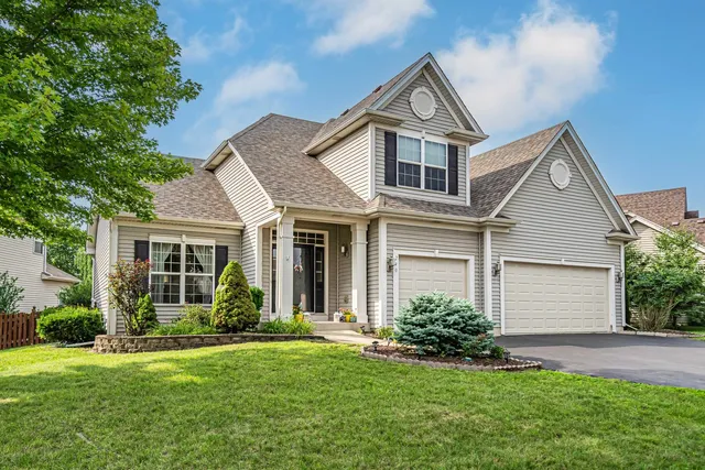 $587,000 | 240 Hearthstone Drive, Bartlett, IL 60103