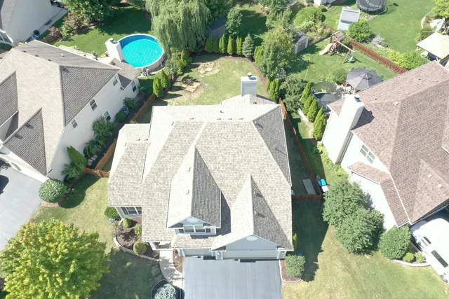 $587,000 | 240 Hearthstone Drive, Bartlett, IL 60103