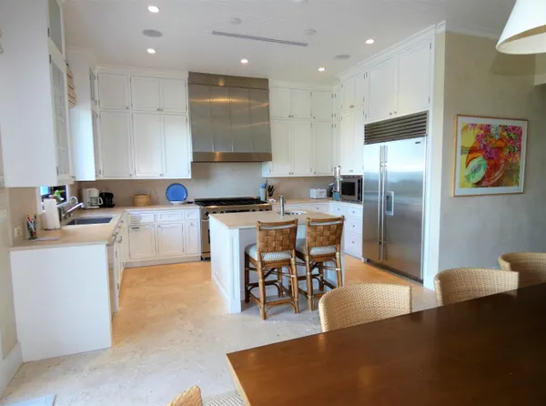 $70,000 | 521 South Beach Road, Jupiter Island, FL 33455